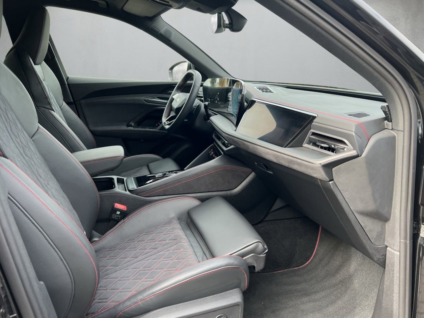 Bild über Audi Q5 SUV TFSI 150 kW S tronic - für weitere Informationen kontaktieren Sie den Audi Partner