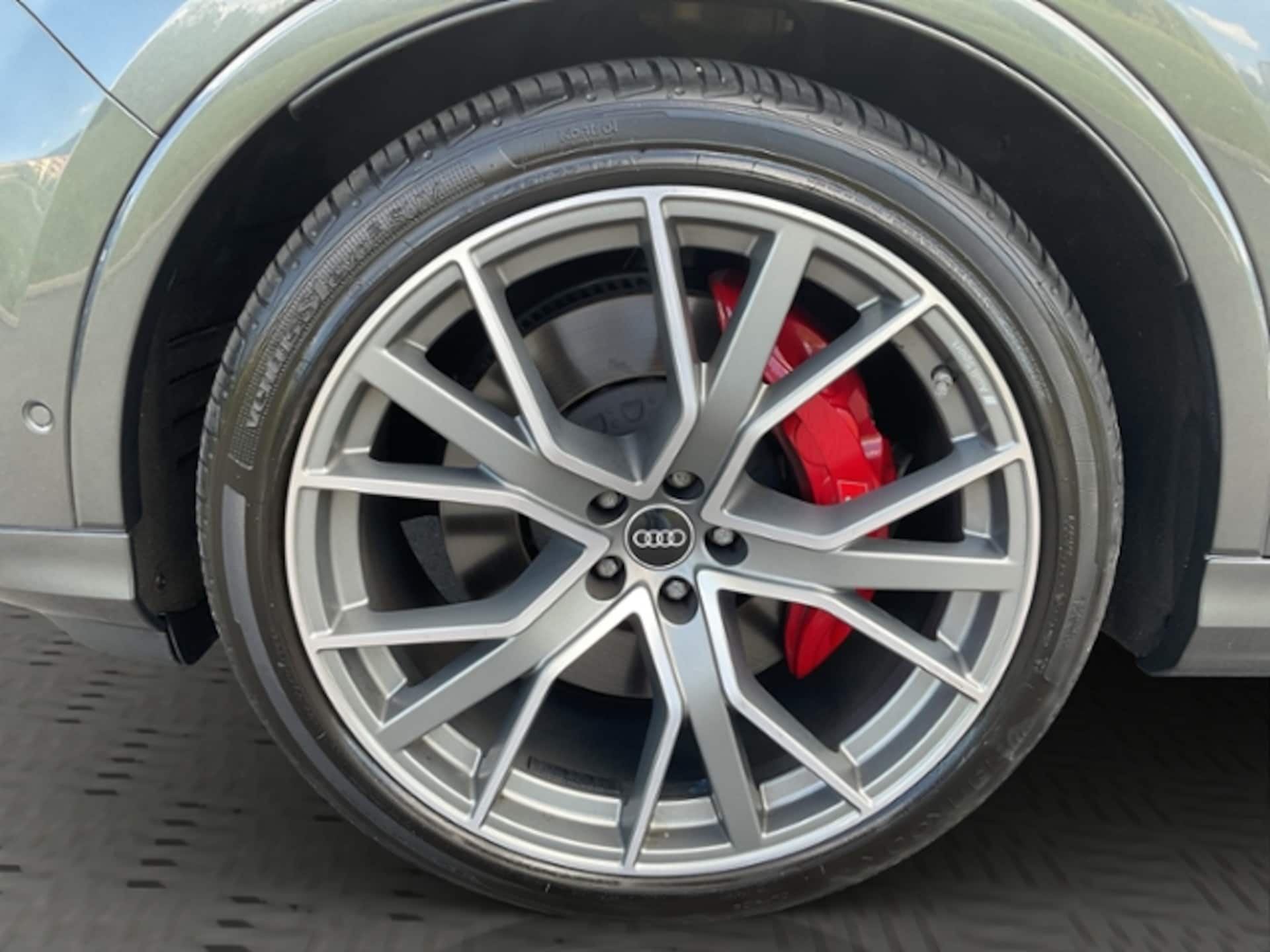 Audi SQ7 SUV