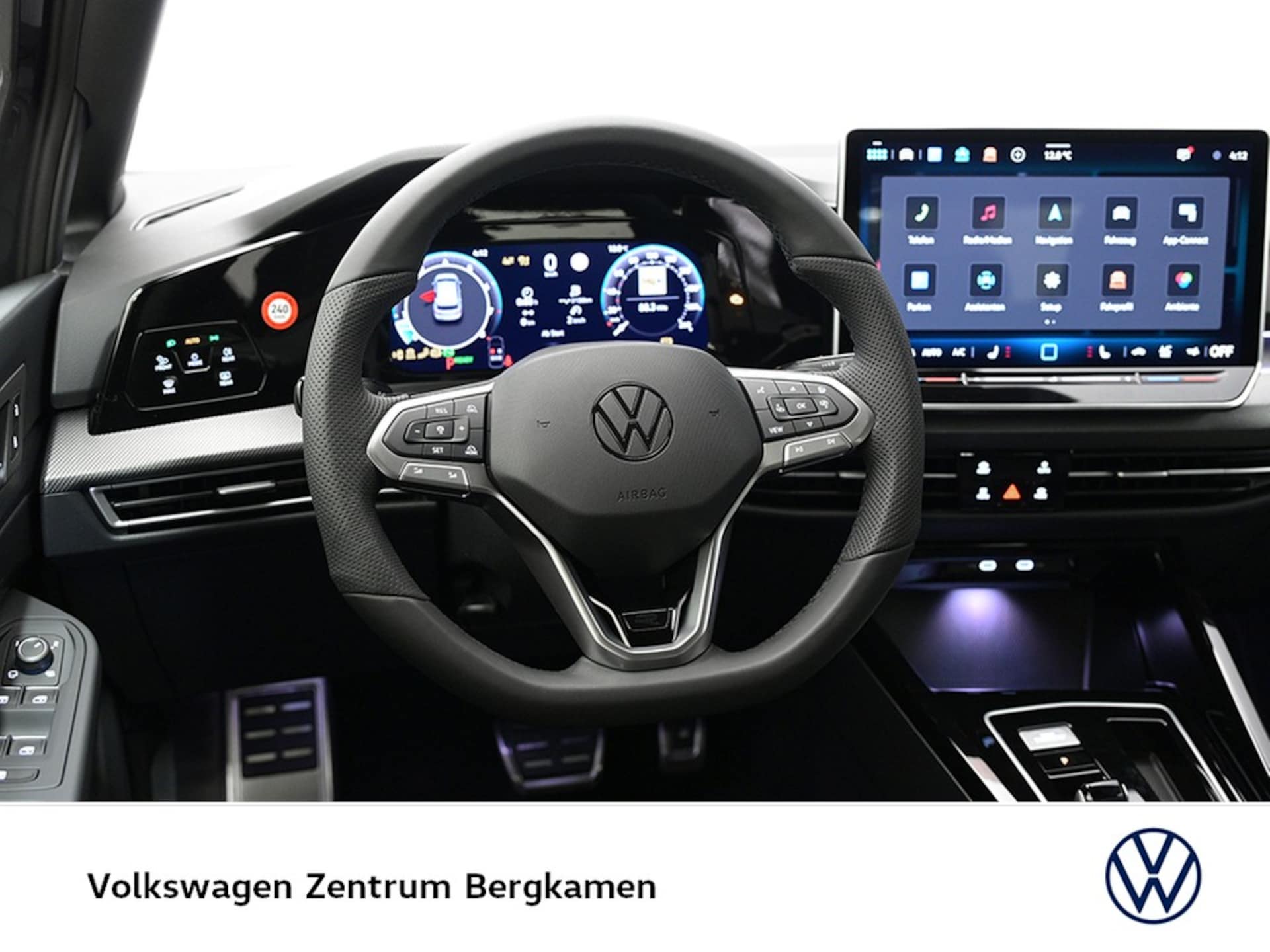 Volkswagen Golf R-Line