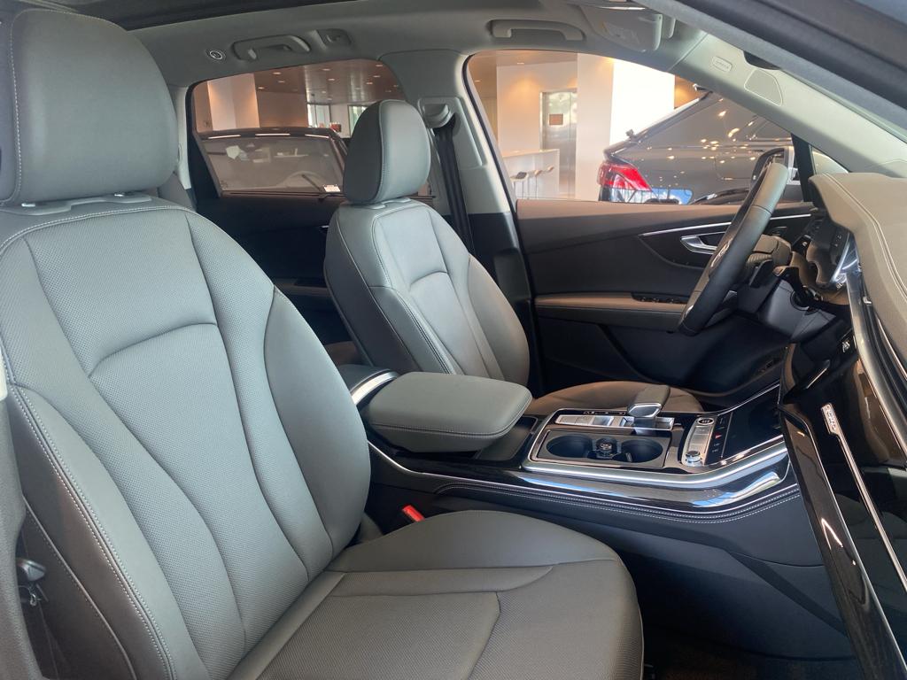 2025 Audi Q7 Premium Plus - Photo 15