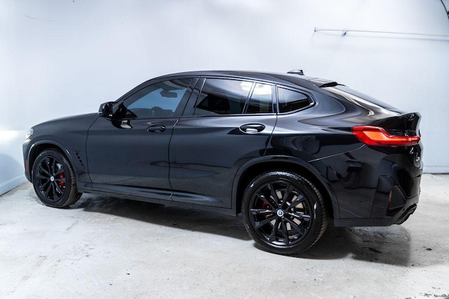 2022 BMW X4