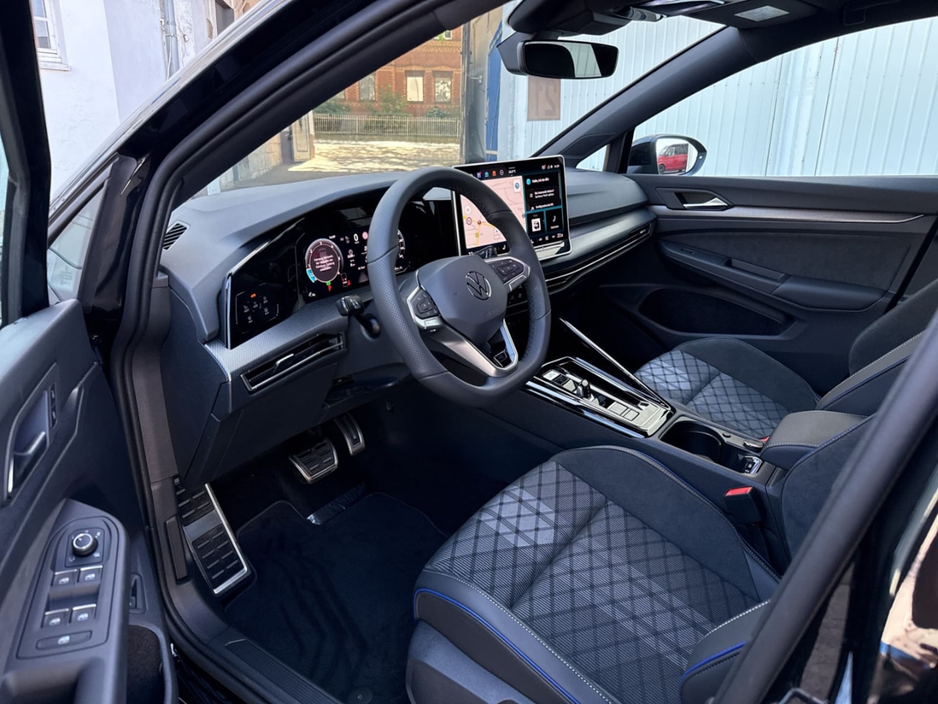 Volkswagen Golf Variant R-Line