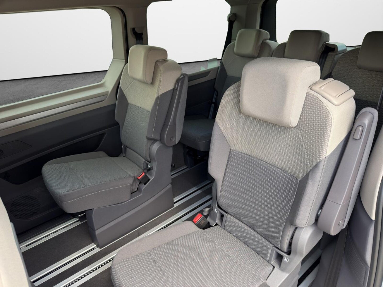 Volkswagen Multivan Langversion – Bild 12