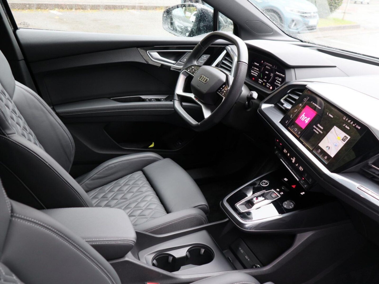 Audi Q4 Sportback e-tron – Bild 3