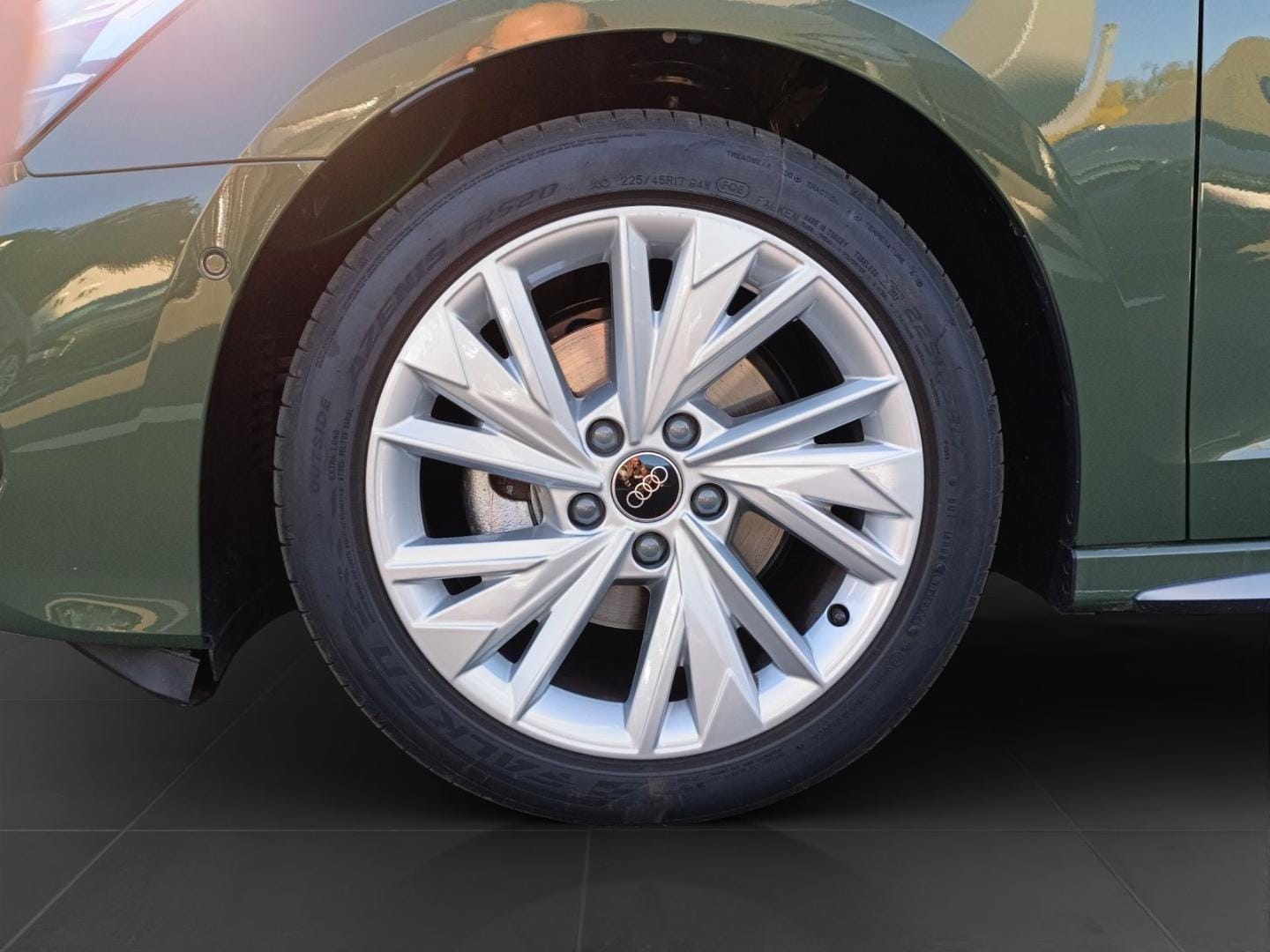 Bild über Audi A3 Sportback TFSI 110 kW S tronic - für weitere Informationen kontaktieren Sie den Audi Partner