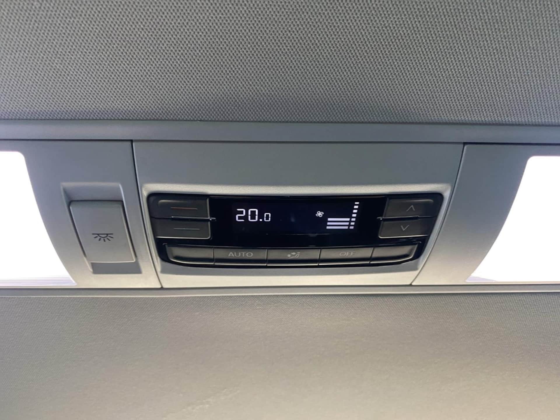 Volkswagen T6.1 Caravelle langer Radstand Comfortline