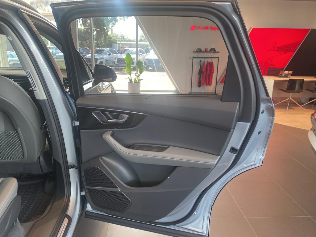 2025 Audi Q7 Premium Plus - Photo 17