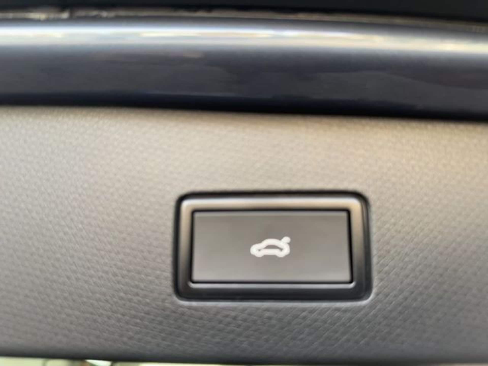 CUPRA Tavascan VZ