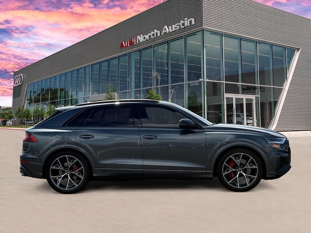 2022 Audi SQ8