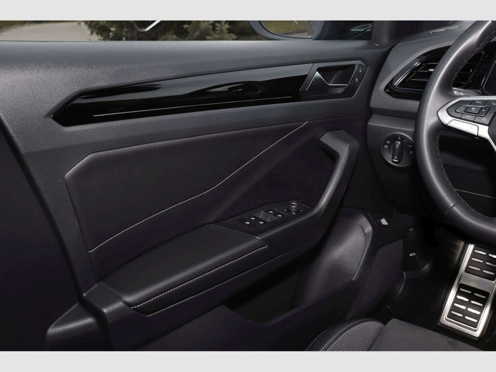 Volkswagen T-Roc – Bild 15