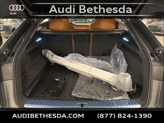 2026 Audi RS Q8 Base - Photo 10