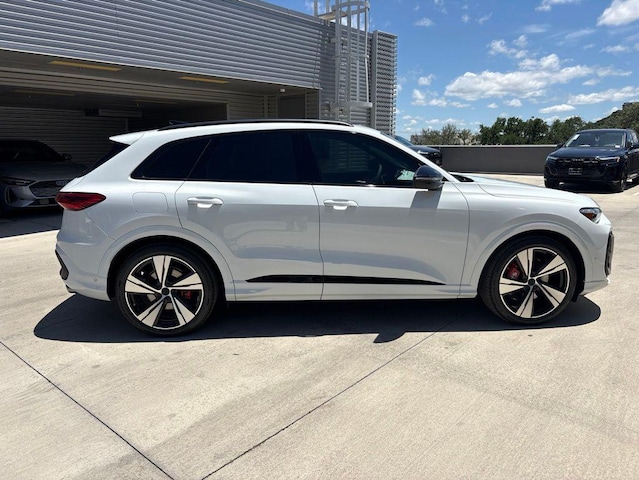2026 Audi SQ5