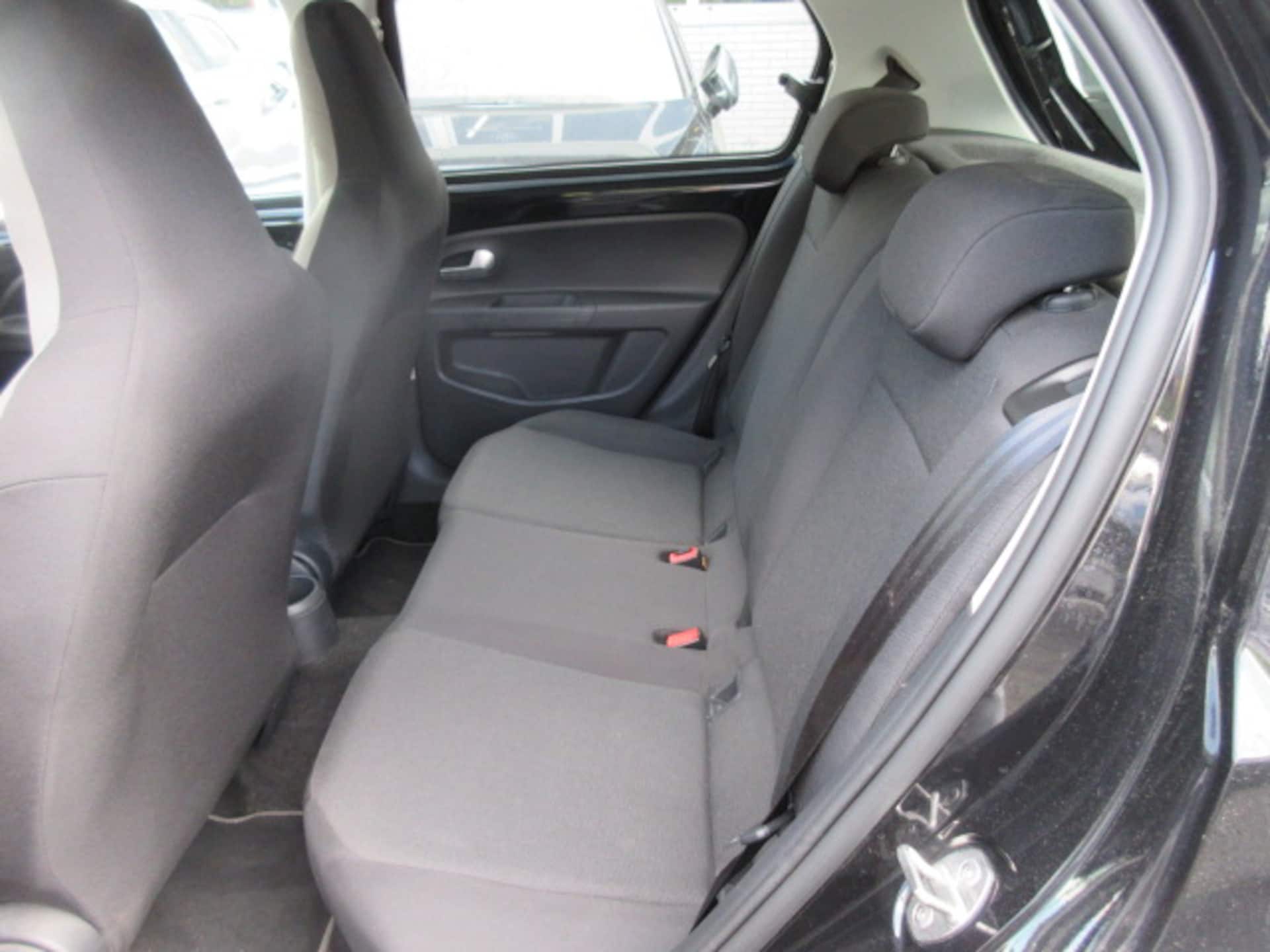 Volkswagen e-up! Style "Plus"