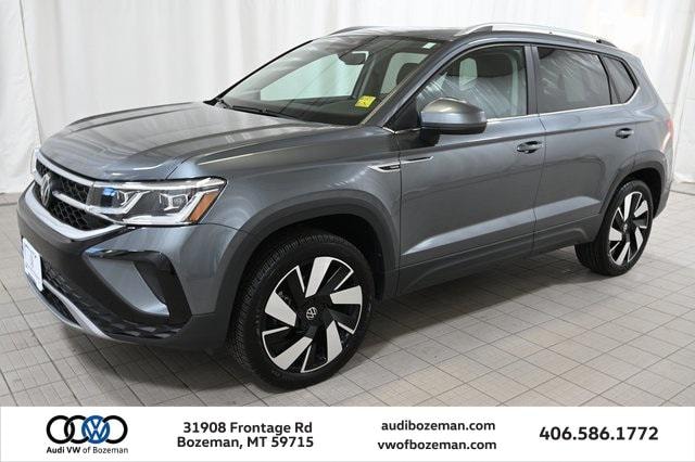 2024 Volkswagen Taos SEL's photo