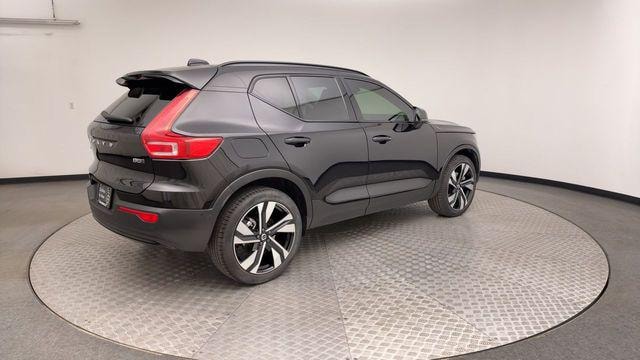 2024 Volvo XC40
