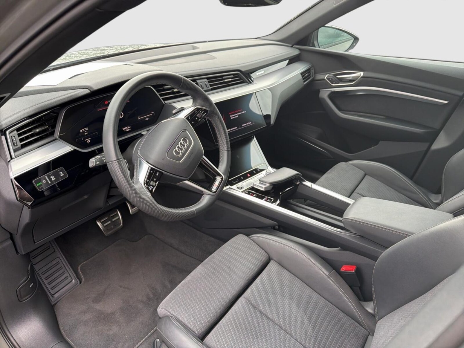 Audi Q8 Sportback e-tron – Bild 5