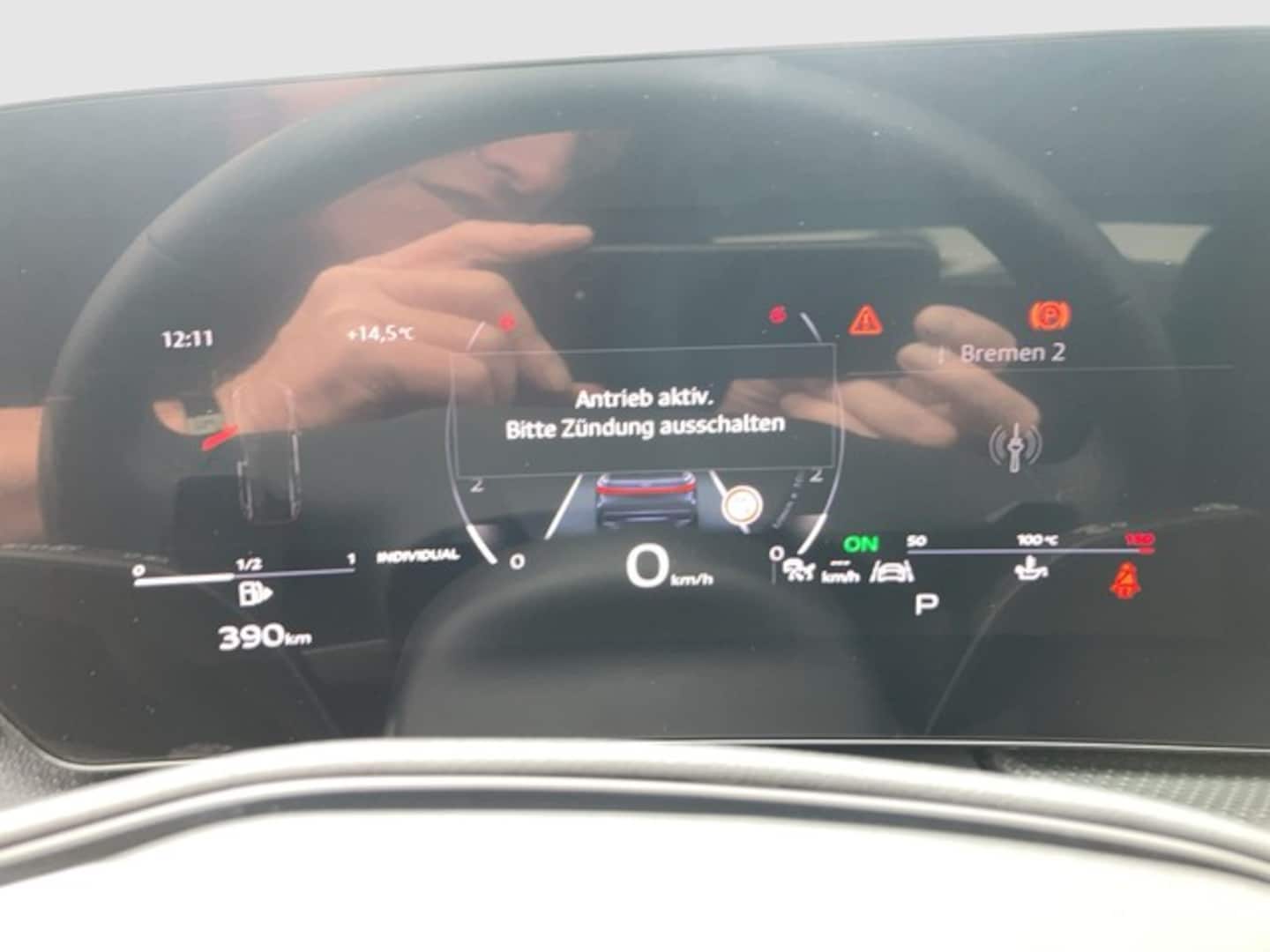 Bild über Audi Q5 Sportback TDI quattro 150 kW S tronic - für weitere Informationen kontaktieren Sie den Audi Partner