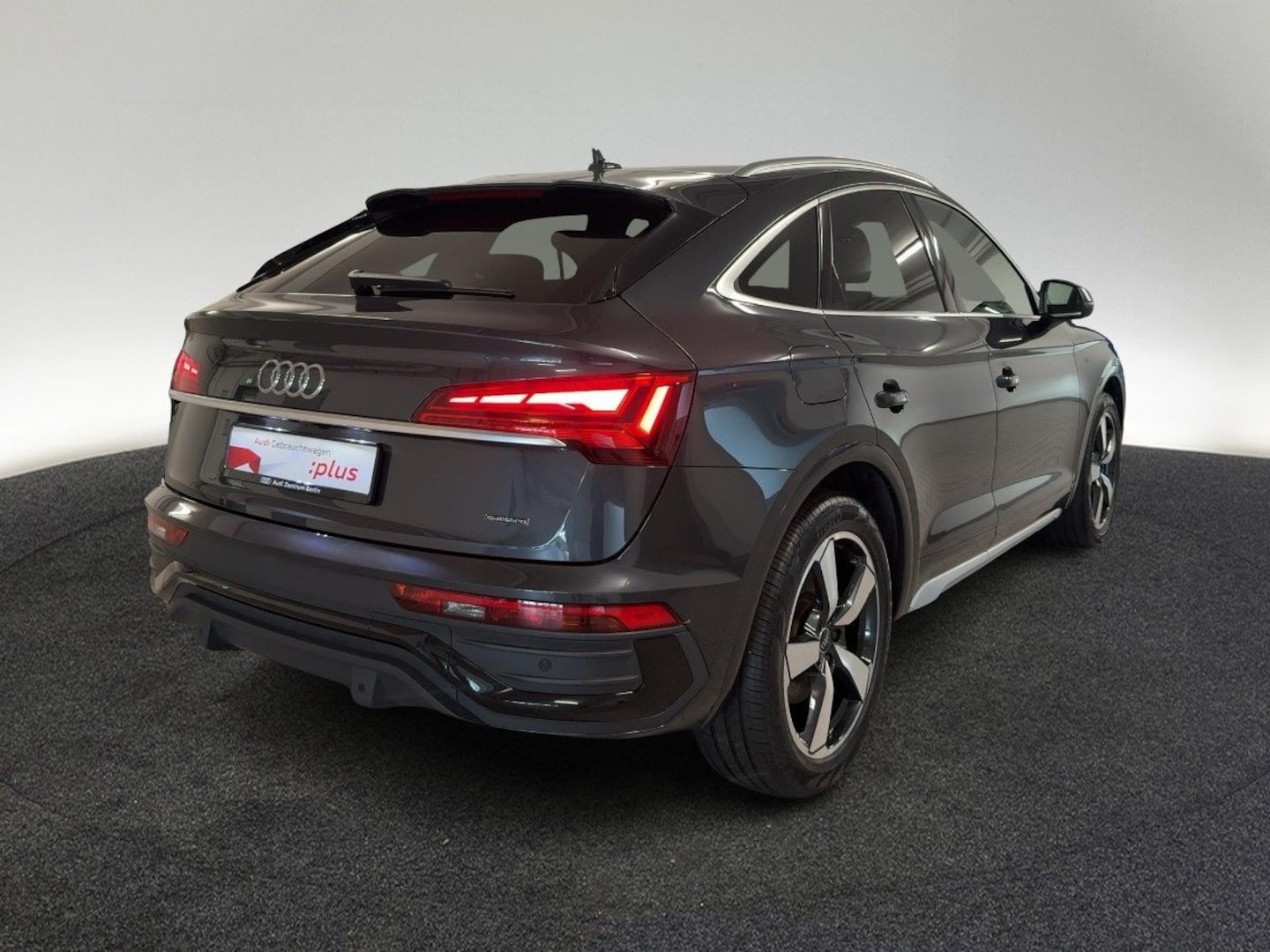 Bild über Audi Q5 Sportback TFSI e advanced 50 TFSI e quattro S tronic - für weitere Informationen kontaktieren Sie den Audi Partner