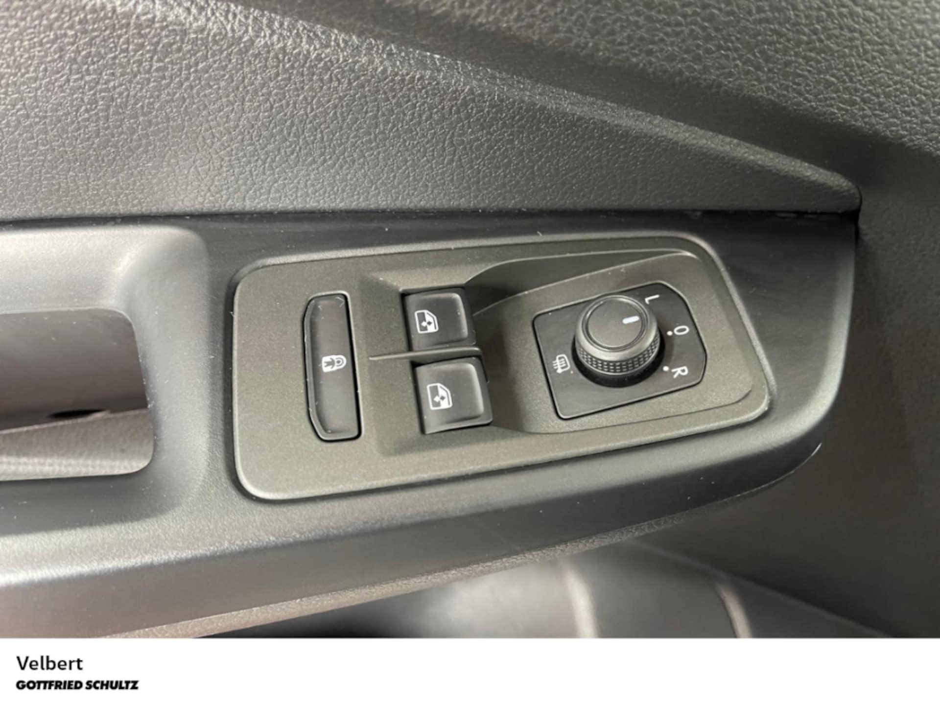 Volkswagen Caddy Basis-Modell