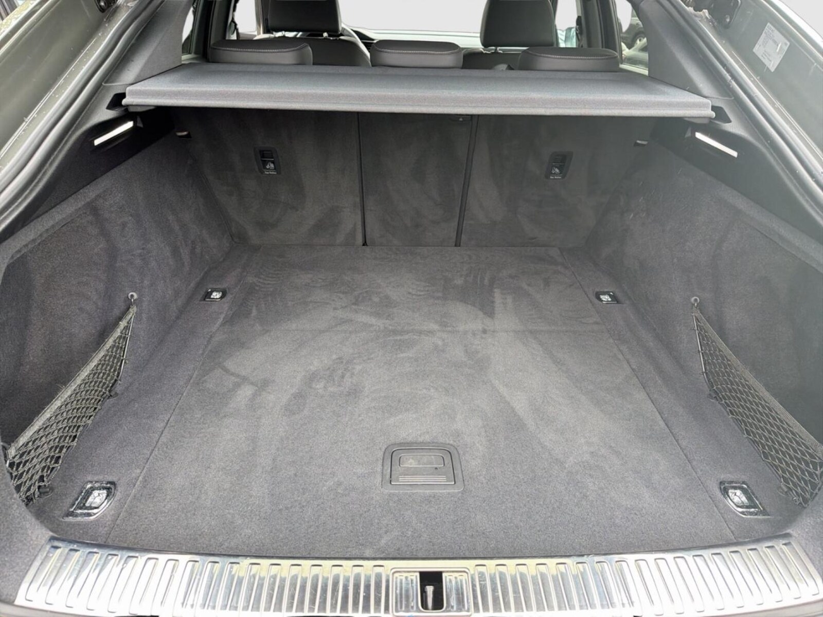 Audi Q8 Sportback e-tron – Bild 11