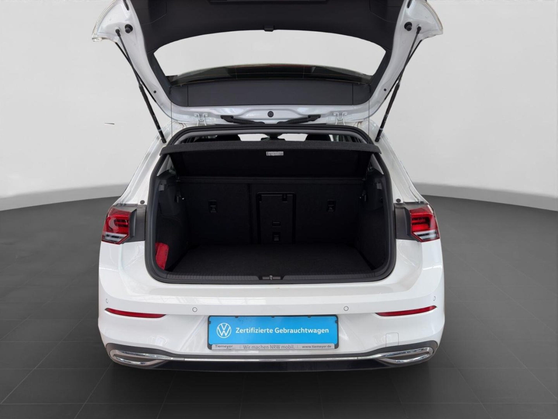 Volkswagen Golf Style