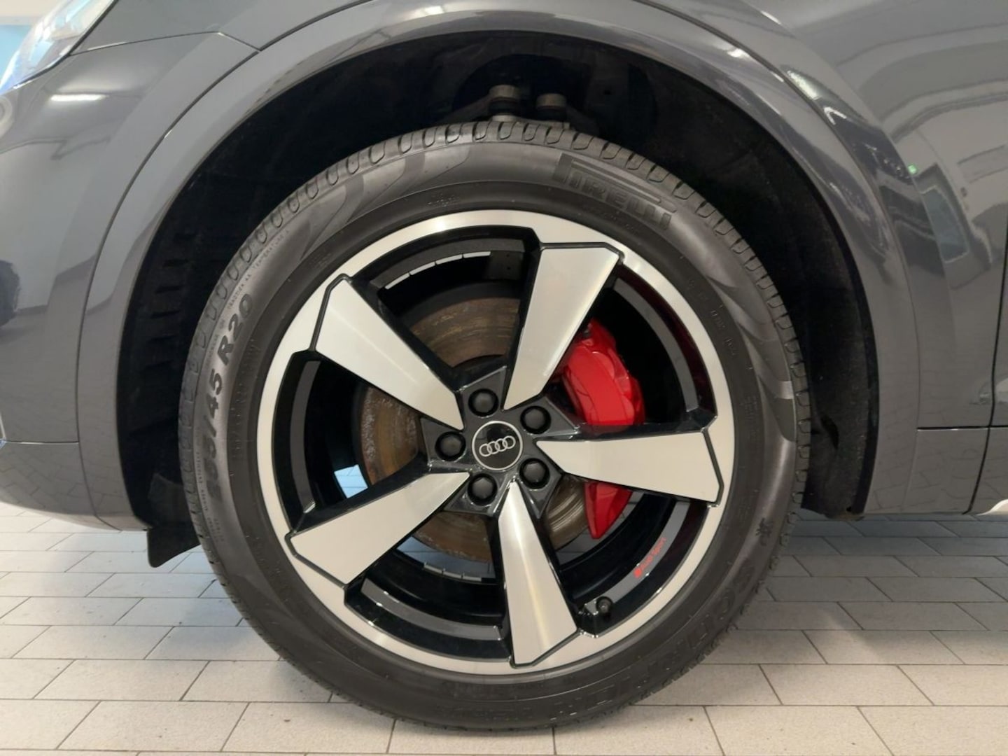 Bild über Audi Q5 Sportback TFSI e advanced 50 TFSI e quattro S tronic - für weitere Informationen kontaktieren Sie den Audi Partner