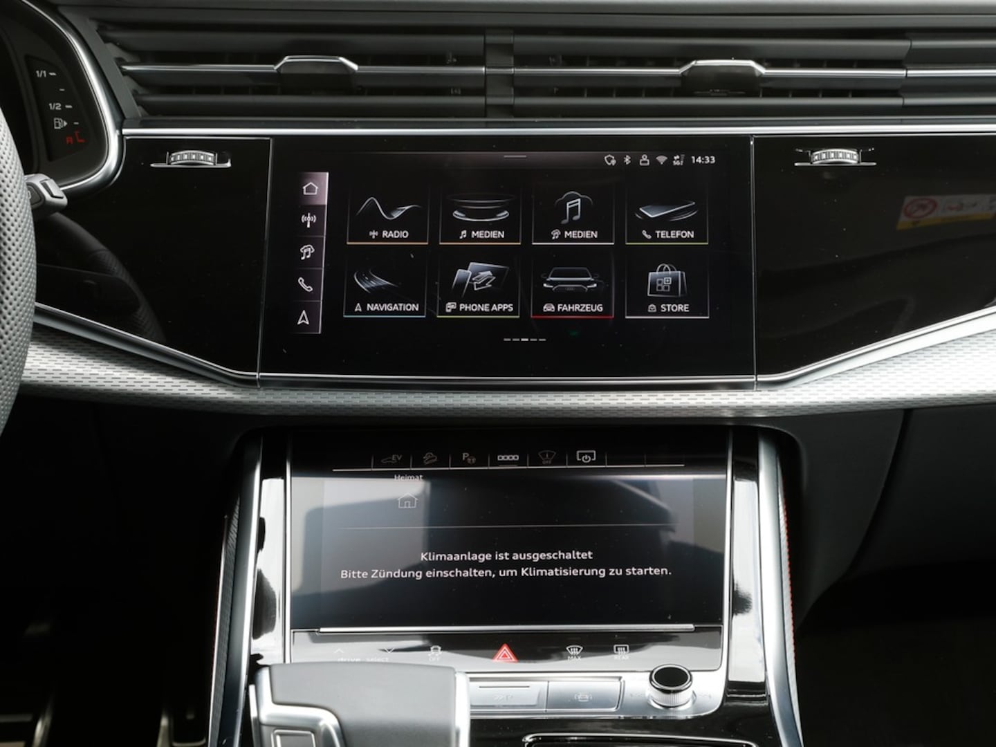 Bild über Audi Q8 SUV TFSI e S line business TFSI e quattro 360 kW tiptronic - für weitere Informationen kontaktieren Sie den Audi Partner