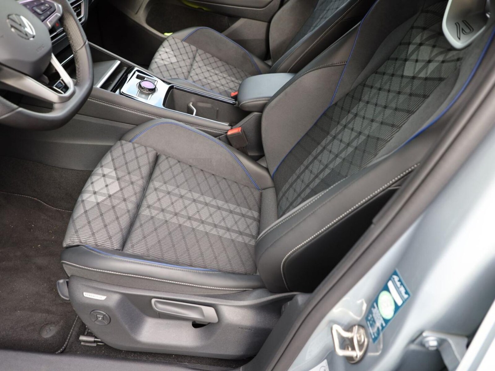 Volkswagen Tiguan – Bild 14
