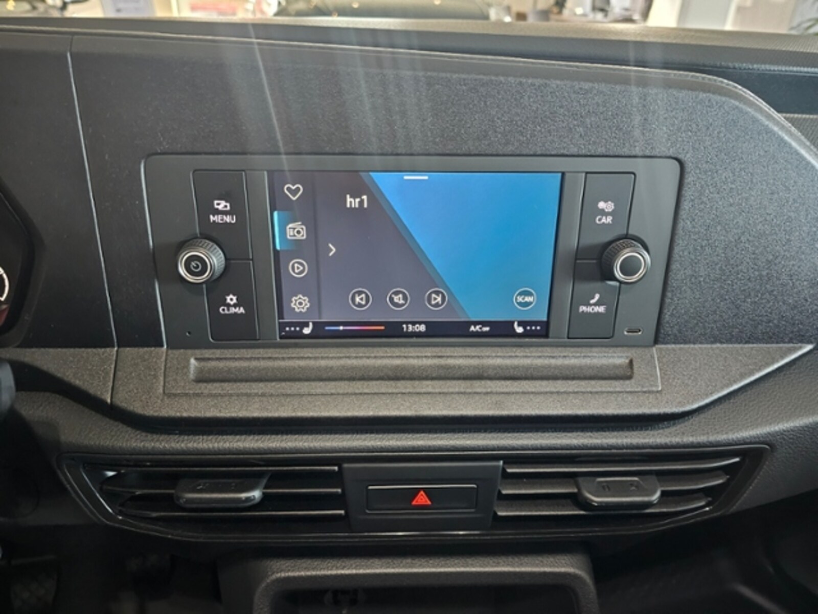Volkswagen Caddy Cargo – Bild 10