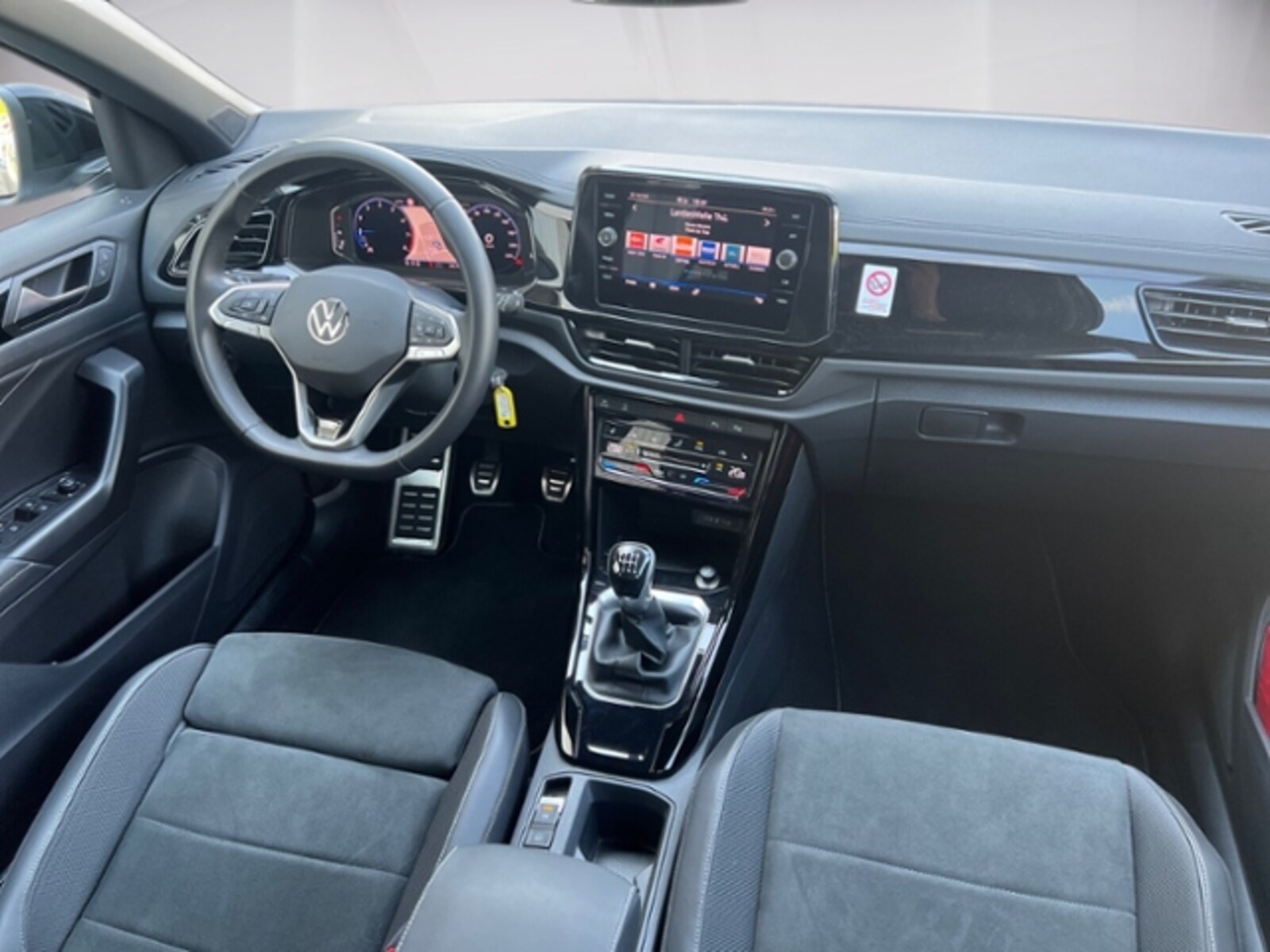 Volkswagen T-Roc – Bild 12