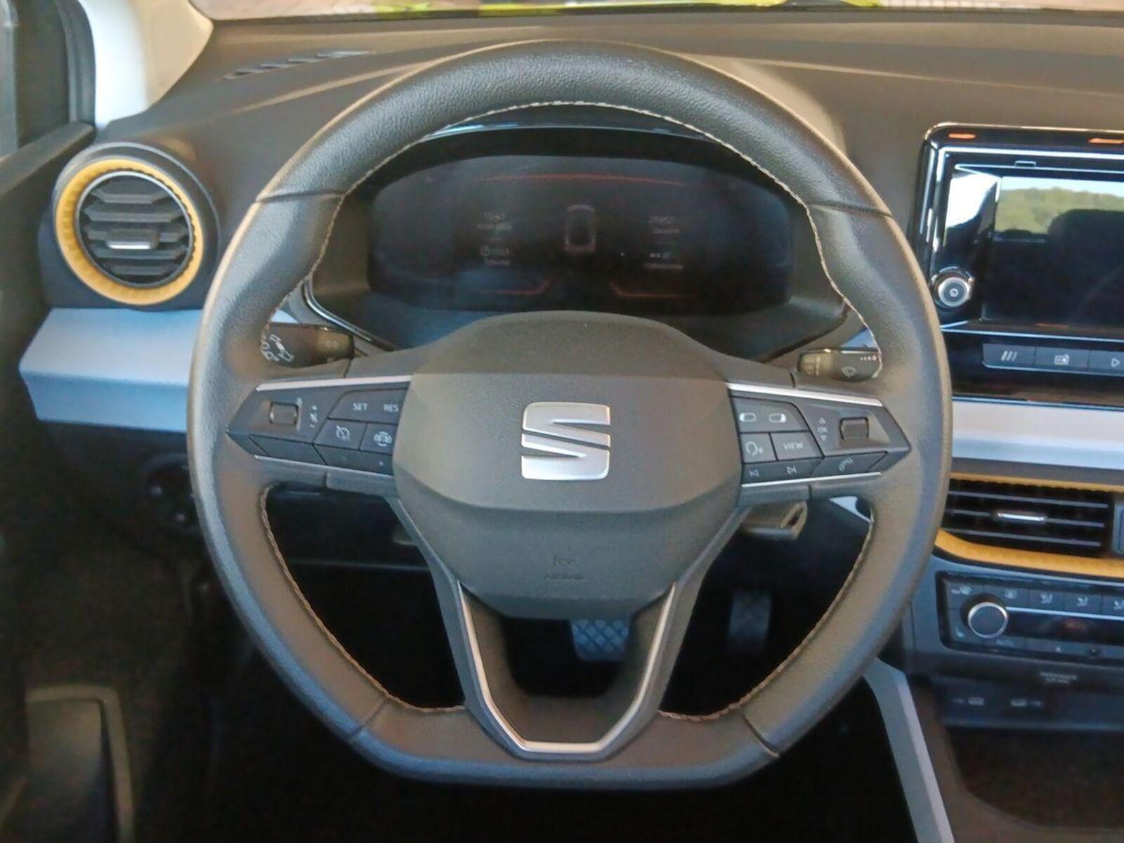 SEAT Arona – Bild 11