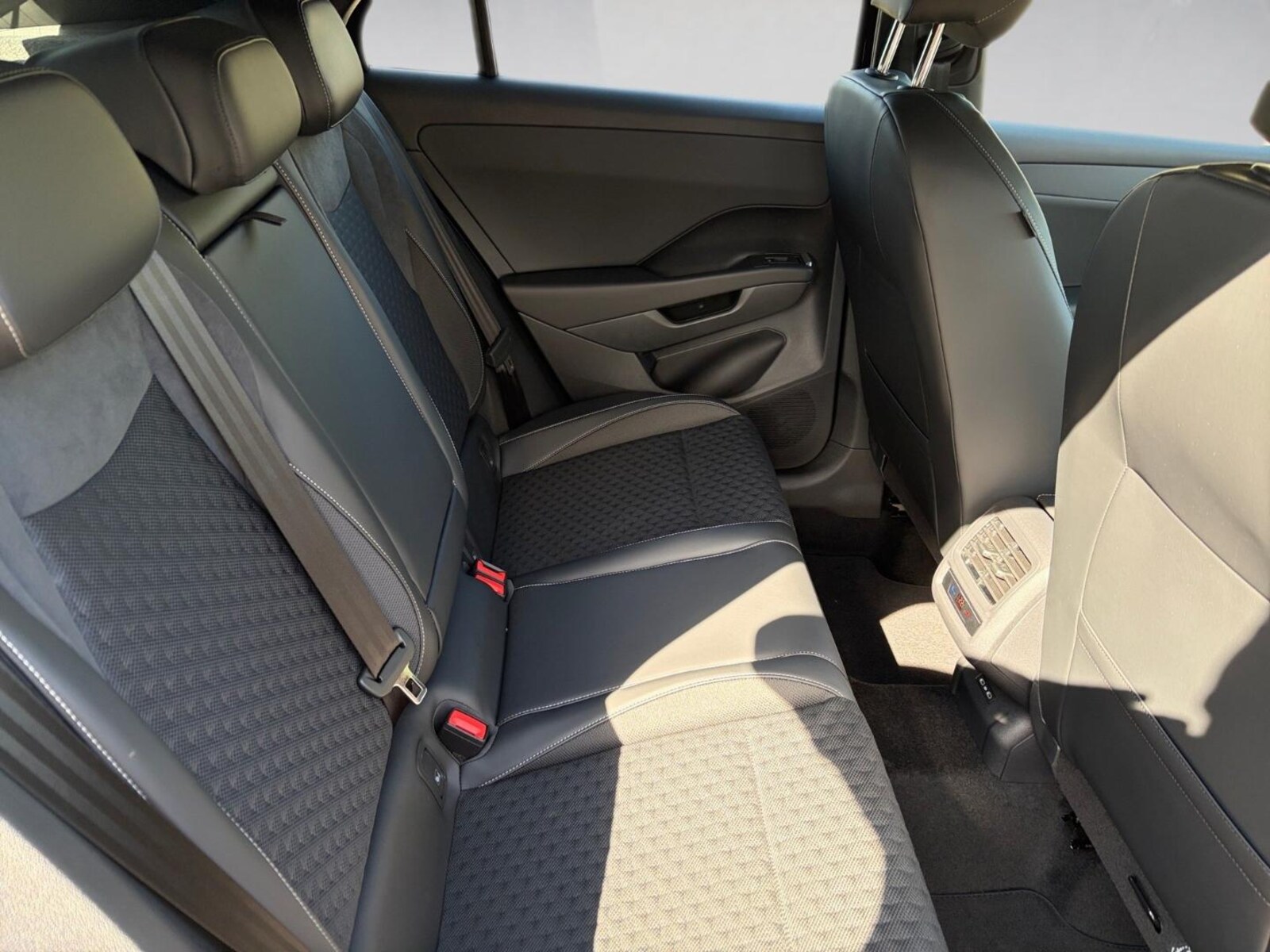 Volkswagen T-Roc – Bild 11
