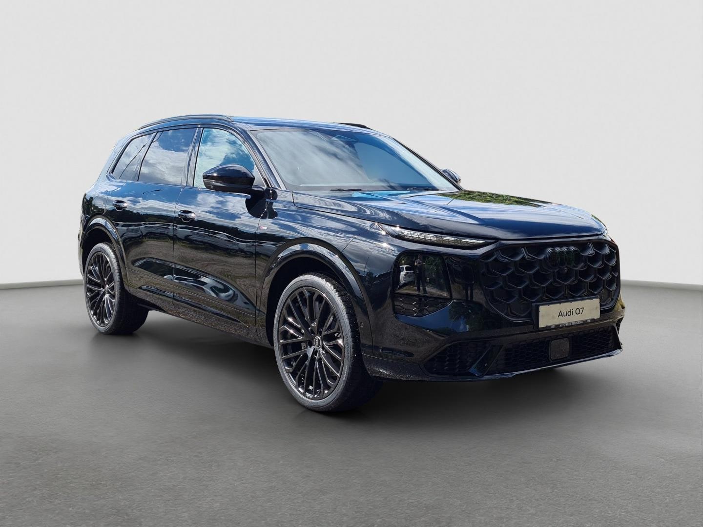 Bild über Audi Q7 SUV TDI quattro 220 kW tiptronic - für weitere Informationen kontaktieren Sie den Audi Partner