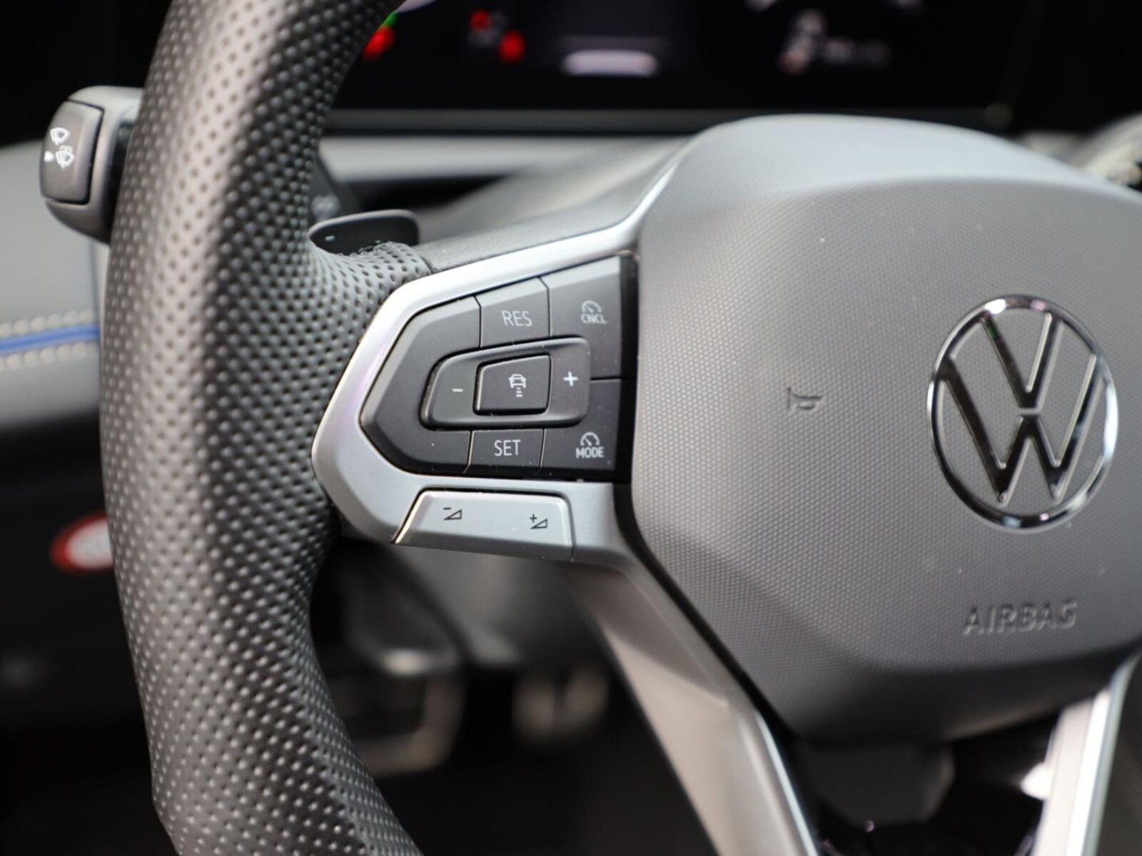 Volkswagen Tiguan – Bild 16