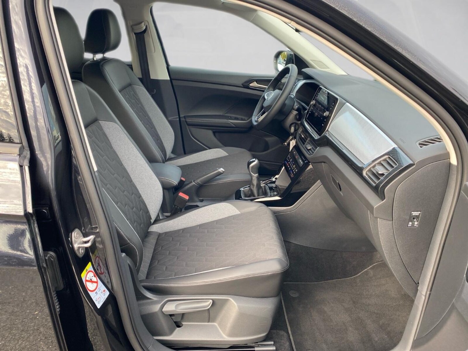 Volkswagen T-Cross – Bild 10