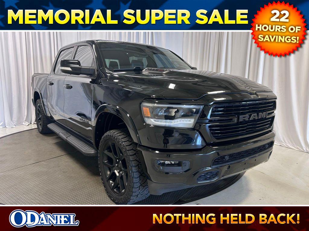 2022 RAM 1500 Laramie 4x4 Crew Cab 5'7's photo