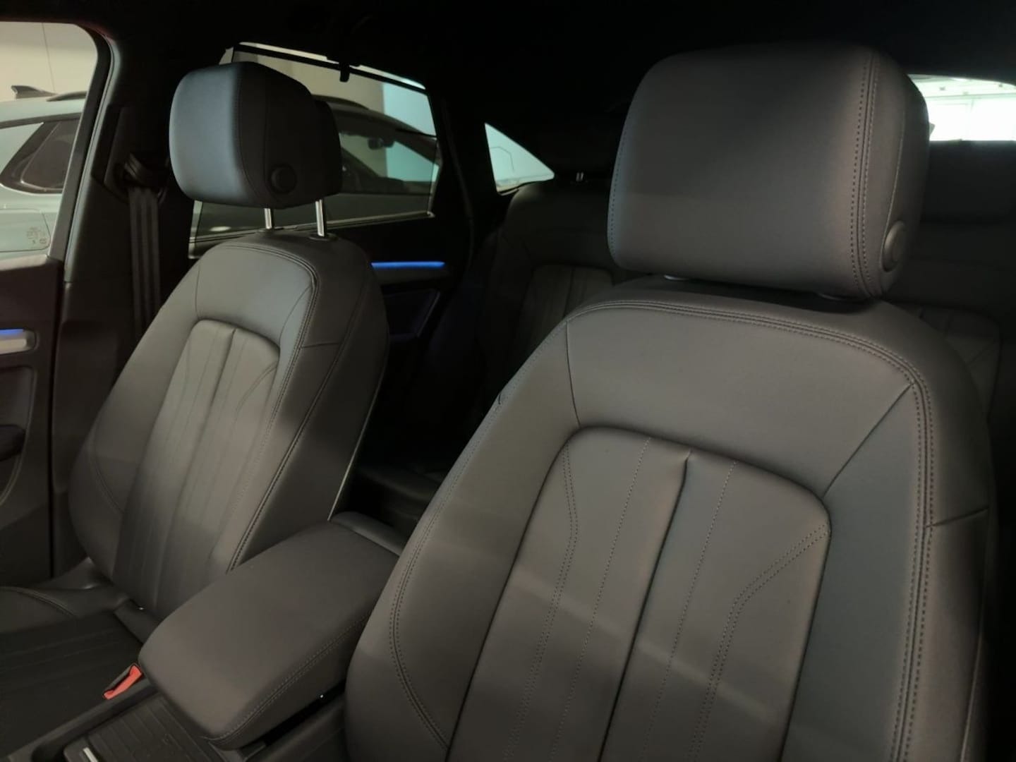 Bild über Audi Q5 Sportback TFSI e advanced 50 TFSI e quattro S tronic - für weitere Informationen kontaktieren Sie den Audi Partner