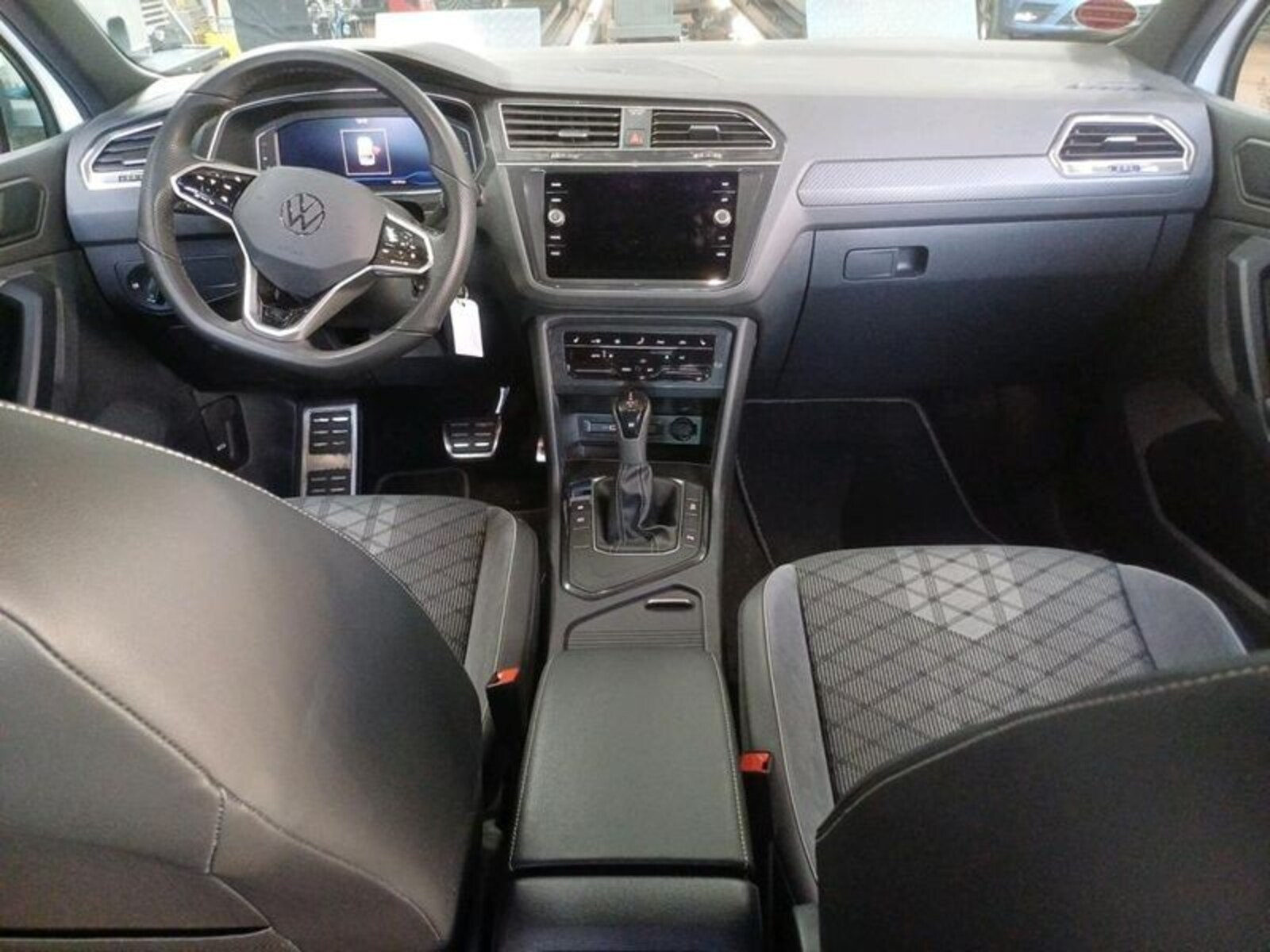 Volkswagen Tiguan – Bild 4