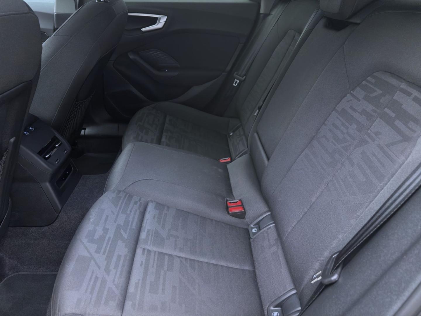 Bild über Audi A5 Limousine TDI 150 kW S tronic - für weitere Informationen kontaktieren Sie den Audi Partner