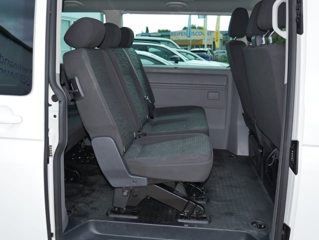 Volkswagen T6.1 Caravelle larger