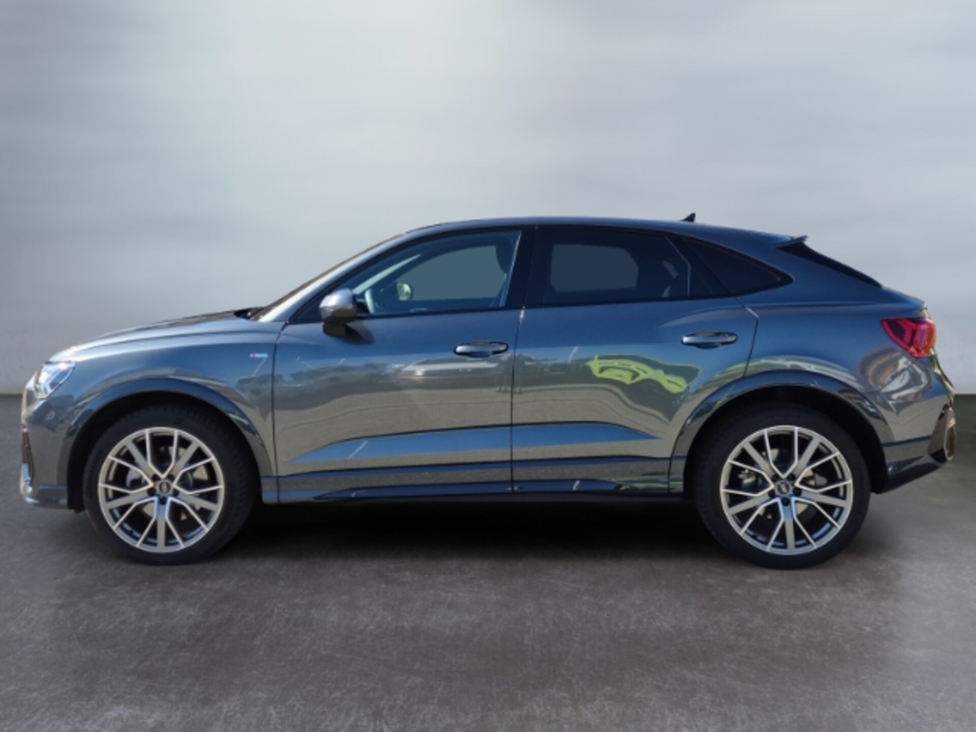Audi Q3 Sportback S line