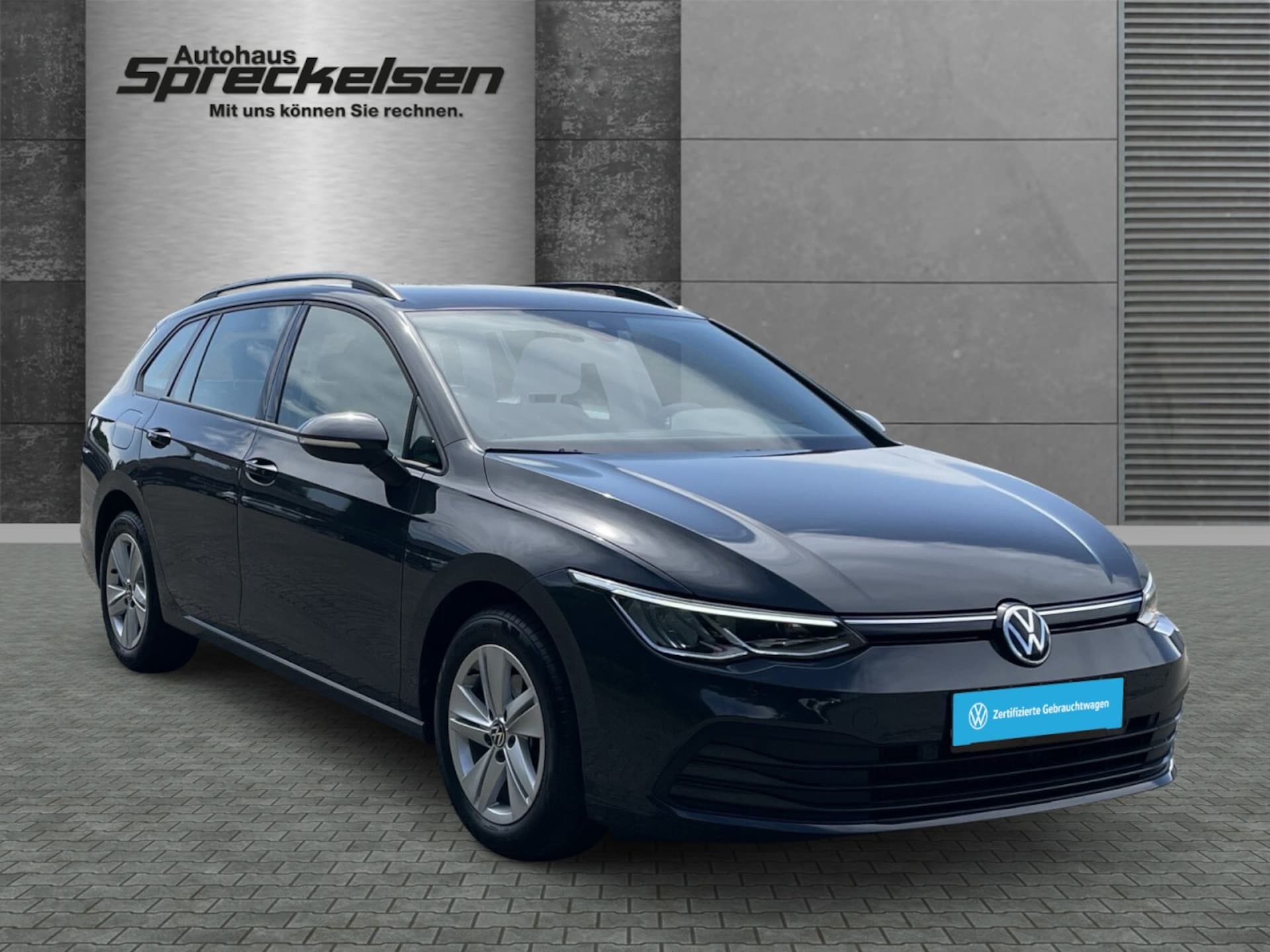 Volkswagen Golf Variant Life