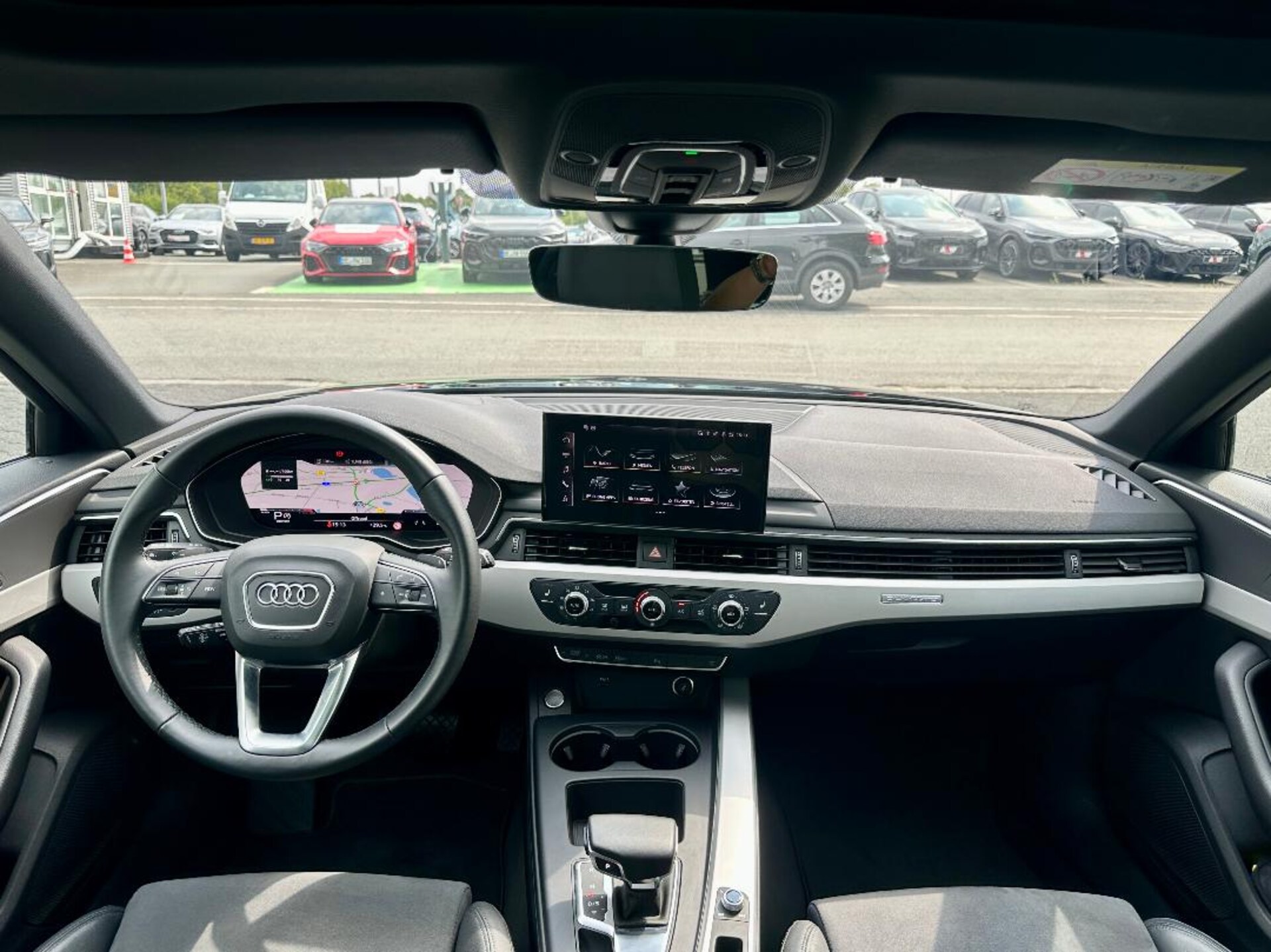 Audi A4 Avant S line