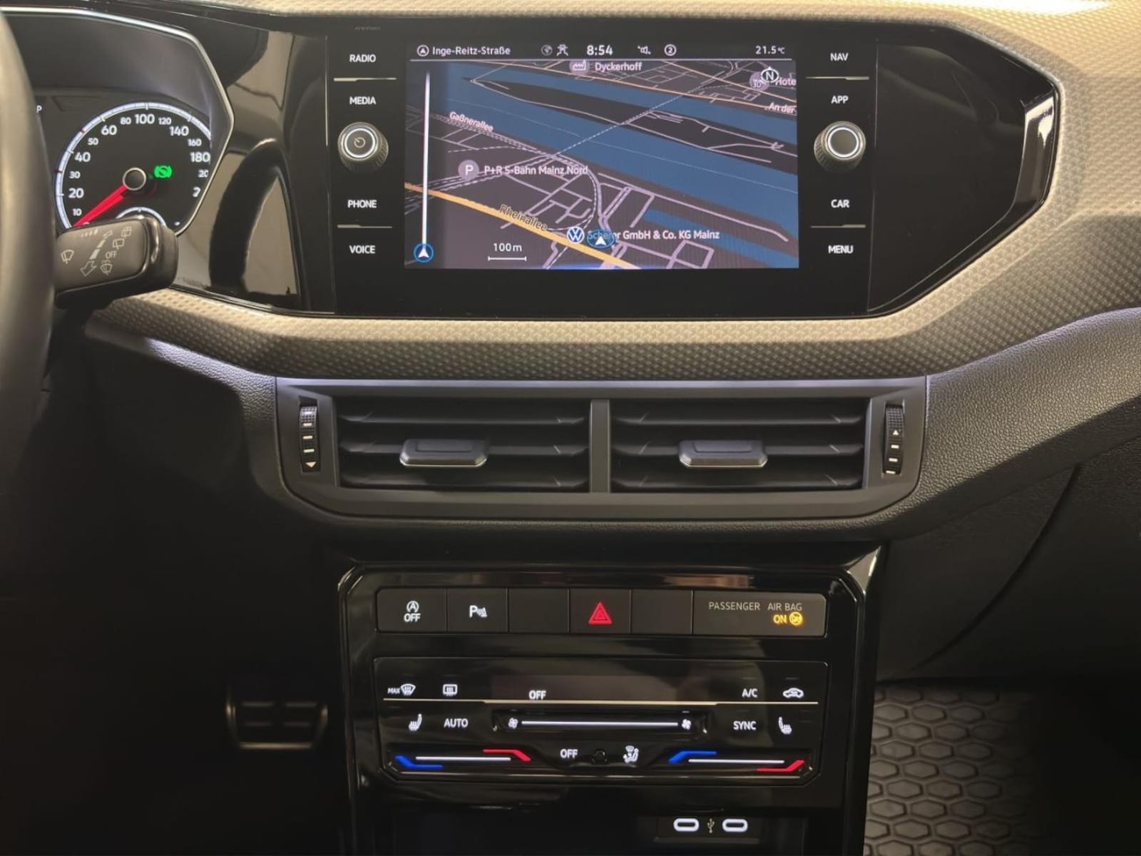 Volkswagen T-Cross – Bild 11