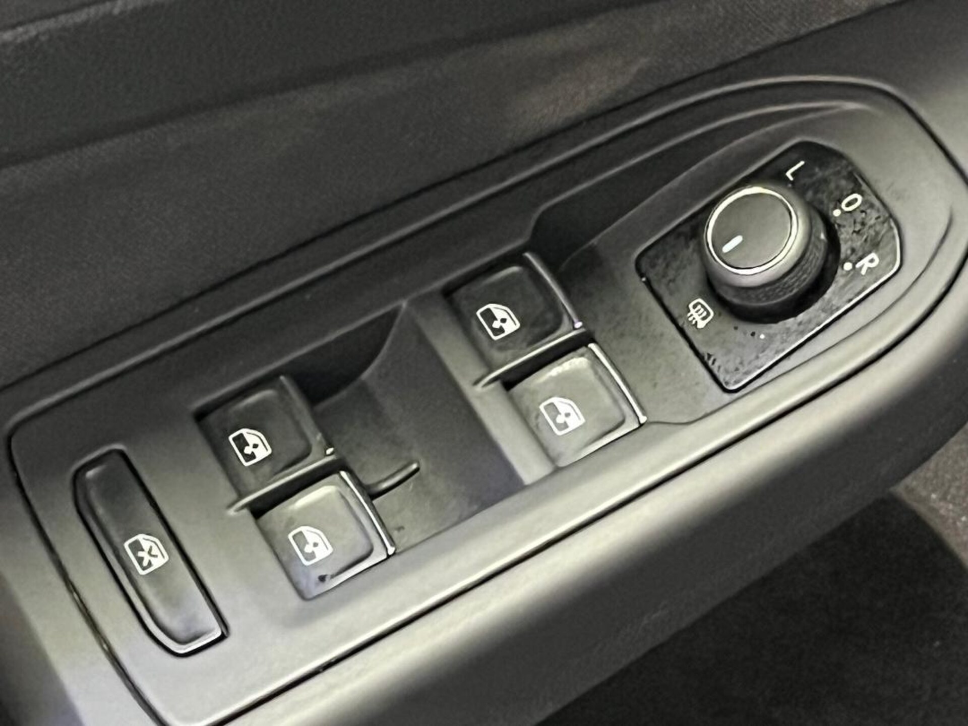 Volkswagen Golf Active