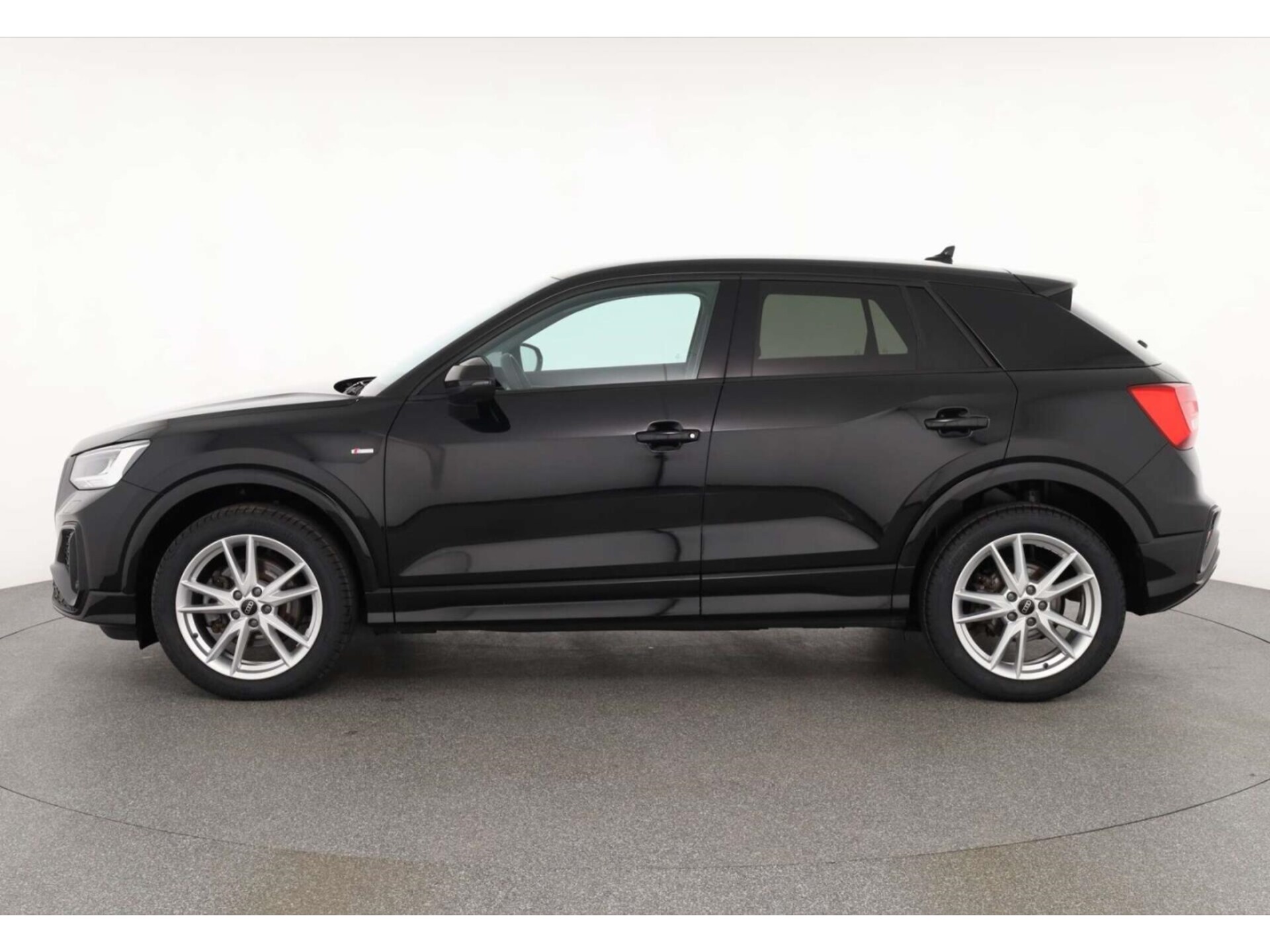 Audi Q2 S line