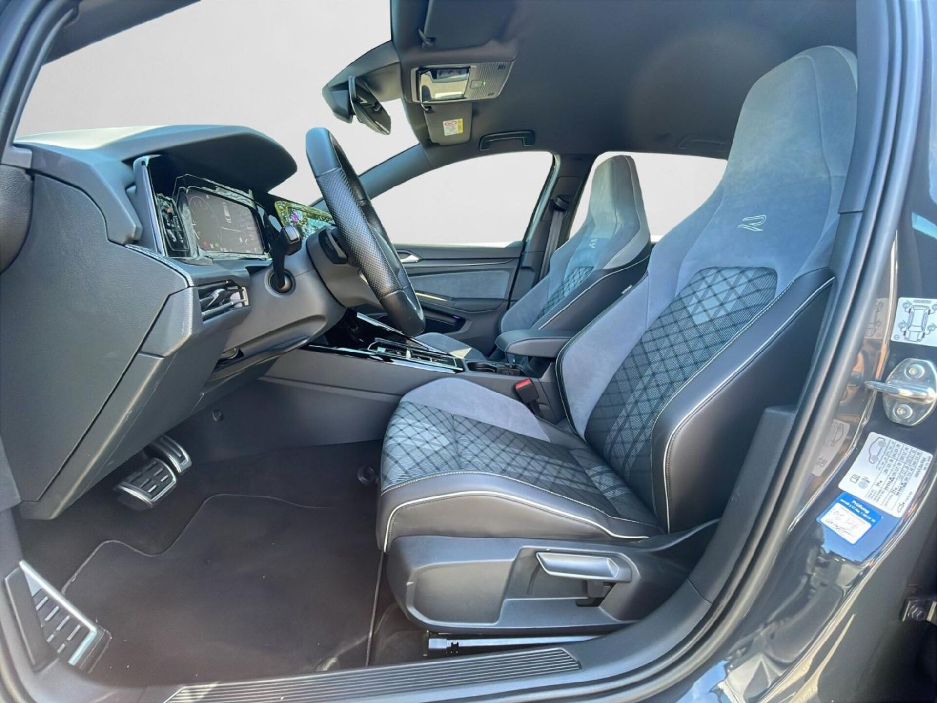 Volkswagen Golf Variant R-Line