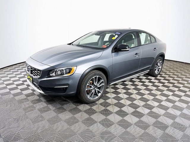 2018 Volvo S60 Cross Country
