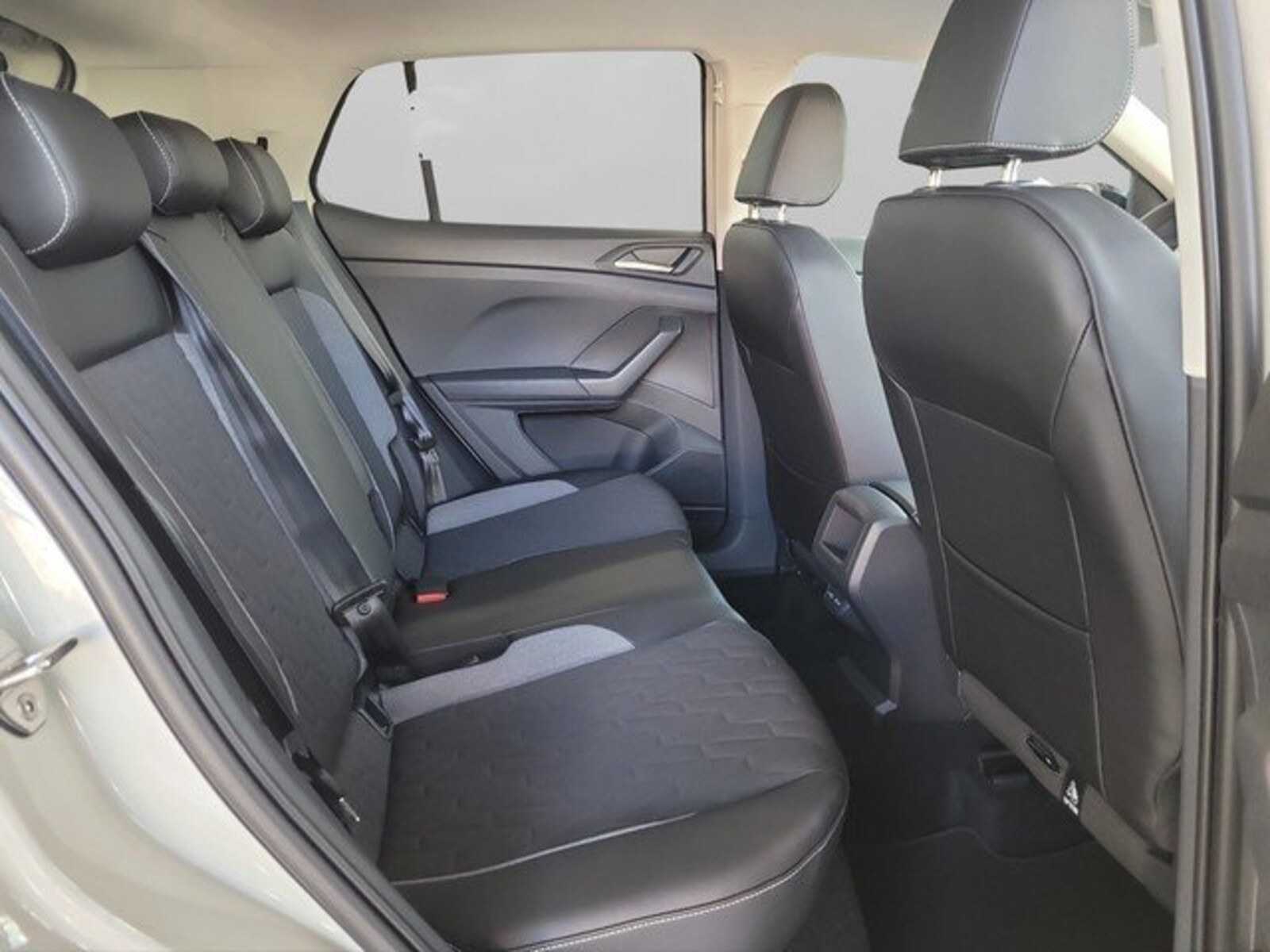 Volkswagen T-Cross – Bild 8