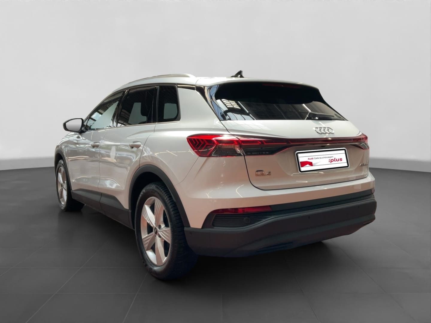 Bild über Audi Q4 e-tron 40 e-tron - für weitere Informationen kontaktieren Sie den Audi Partner